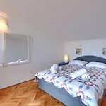 Holiday Home Suncana By Interhome
